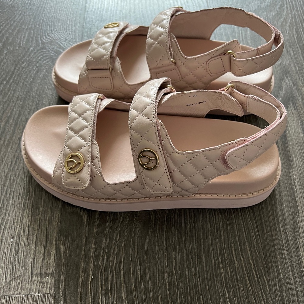 The Wishbone Collection - Quilted Pink Sandals - size 7.5